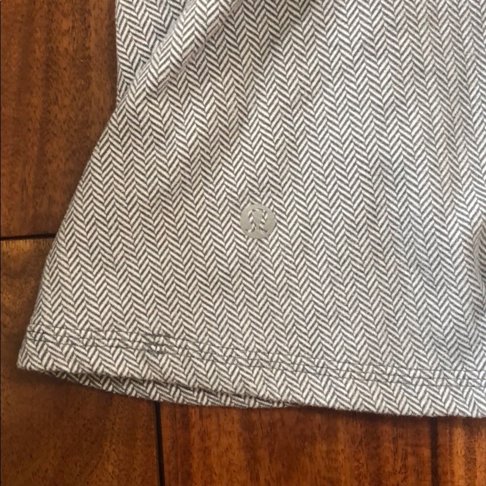 Lululemon 1/2 Pullover - Picture 7 of 8
